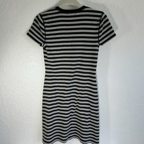 Ralph Lauren Chaps Active Shift Dress Gray Stripes Size S Short Sleeve T-Shirt - Picture 2 of 11